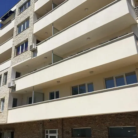 Apartment El Mate Sea Garden And Free Parking Varna